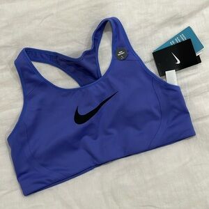 NWT NIKE VICTORY SHAPE BRA